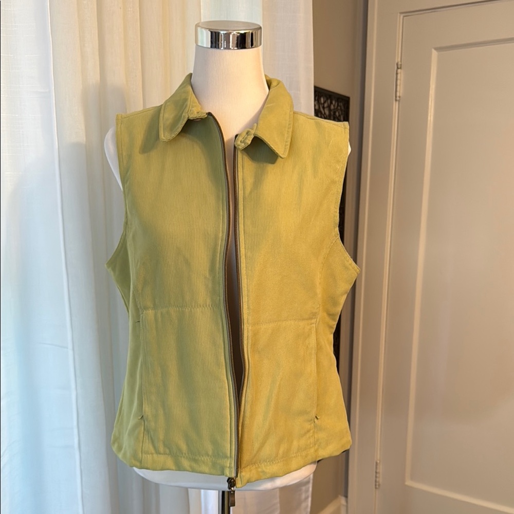 Sage Green Sleeveless Vest Lightweight Outdoor Wear - suedes corduroy material